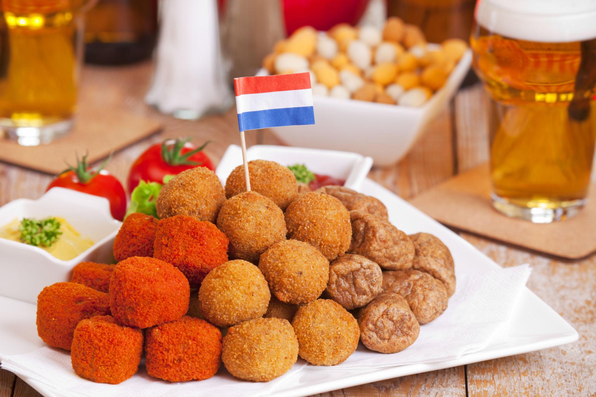 Waardebon voor 80 stuks bittergarnituur en saus naar keuze