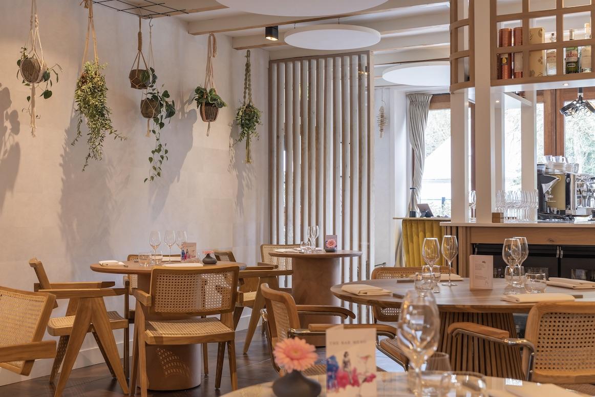 Dinerbon t.w.v. € 300,00 bij restaurant Suzie en Van Aken in Oegstgeest
