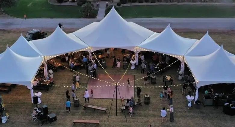 Waardebon t.w.v. € 250,00 te besteden voor een tent met statafels en verlichting