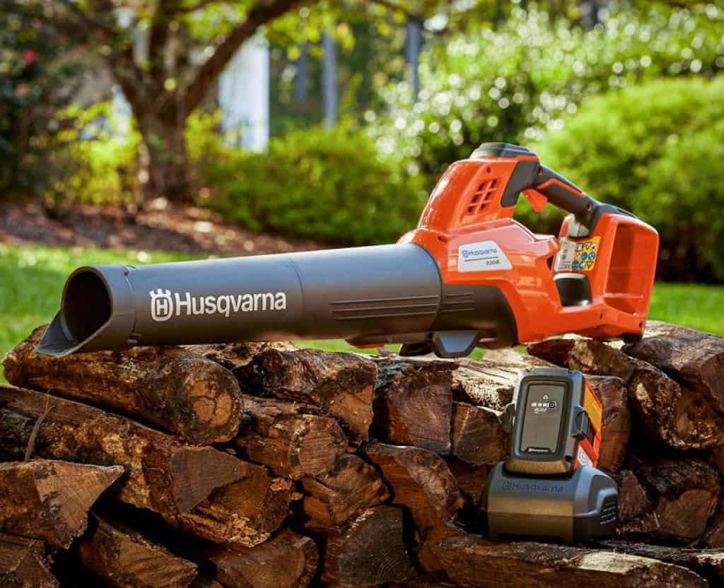 Husqvarna bladblazer 230iB inclusief accu en lader t.w.v. € 380,00