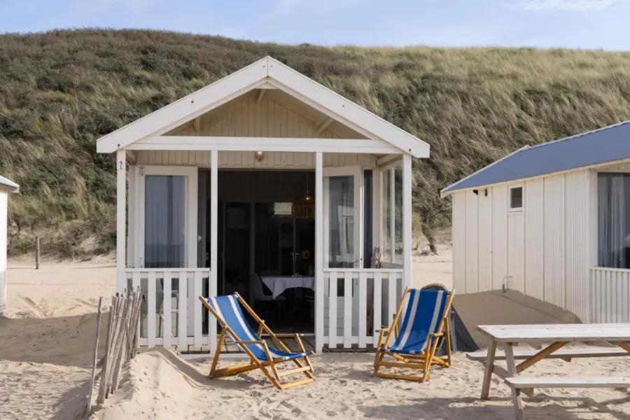 Weekend (vrijdagmiddag t/m zondagavond) of midweek (maandag t/m vrijdagochtend) in een strandhuisje bij Strandpaviljoen Willy Zuid
