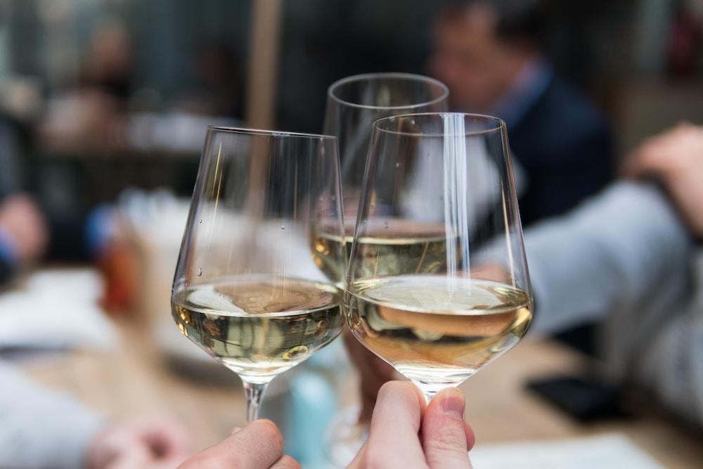 High-wine voor 8 personen t.w.v. € 520,00