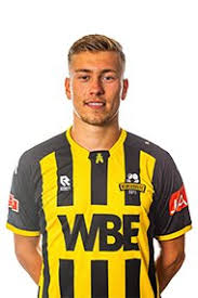 Training door twee spelers van RBB1 Daan Walraven en Bram de Bruin